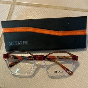 Di Valdi Red and Brown Glasses with Black Case